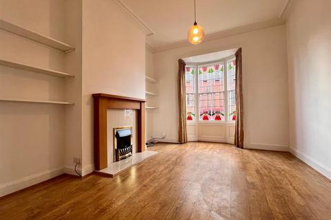 3 bedroom terraced house to rent, Nunthorpe Road, York