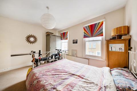 2 bedroom terraced house for sale, York Road, Teddington, TW11