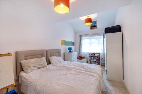 2 bedroom property to rent, Stanford Road, London, SW16