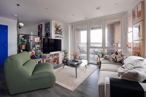 2 bedroom flat to rent, Hanbury Road, London W3