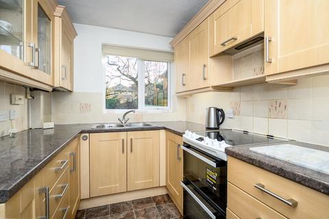 3 bedroom terraced house for sale, St Vincent Road, Walton-on-Thames, KT12