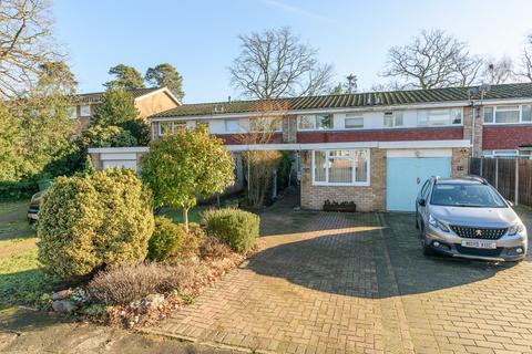 St Vincent Road, Walton-on-Thames, KT12