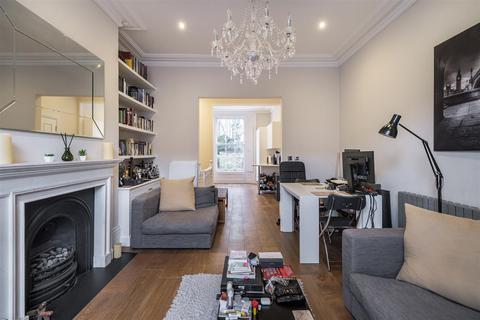 2 bedroom flat for sale, Compton Road, Highbury