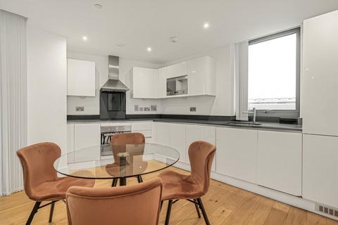 2 bedroom flat for sale, Uxbridge Road, London W5