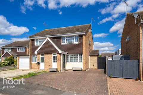 2 bedroom semi-detached house for sale, Juvina Close, Witham