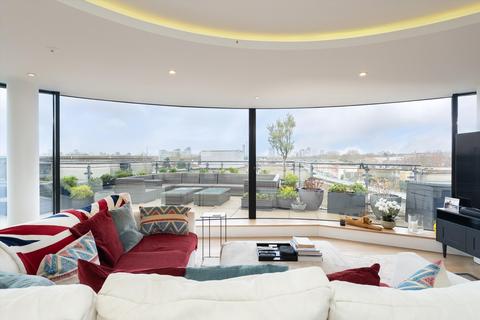 3 bedroom flat for sale, Brewhouse Lane, London, SW15