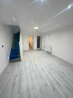 2 bedroom terraced house for sale, Main Road, Harwich CO12