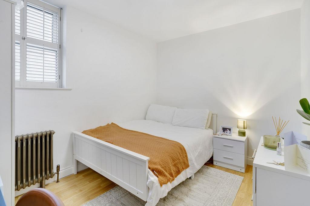 4 Boutflower Road4,Flat1-6.jpg