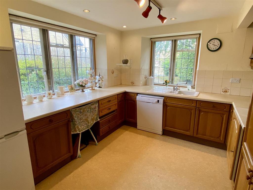 Kitchen.JPEG