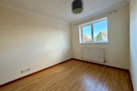 3 bedroom semi-detached house to rent, Felton Way, Ely, Cambridgeshire