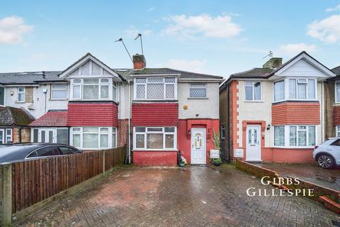 3 bedroom terraced house to rent, Bedford Road, Ruislip, HA4