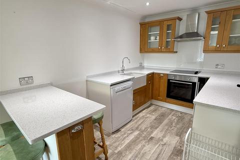 2 bedroom cottage to rent, Stradey Hill, Llanelli