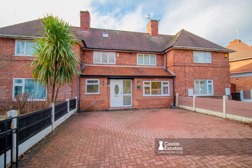 Three bedroom terrace house to rent