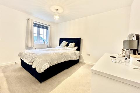 2 bedroom end of terrace house for sale, Mittens Court, Sturminster Newton