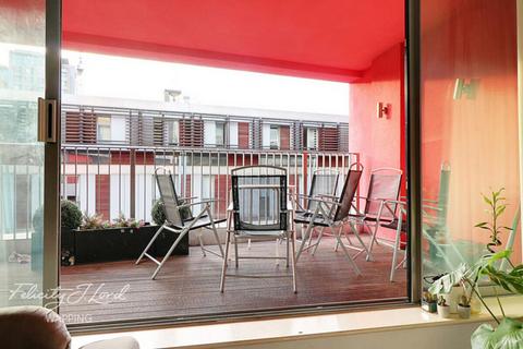 3 bedroom flat for sale, 15, 21 Plumbers Row, Aldgate E1