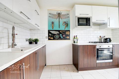 3 bedroom flat for sale, 15, 21 Plumbers Row, Aldgate E1