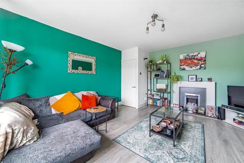 2 bedroom flat for sale, St. Cuthberts Road, Newcastle upon Tyne NE5