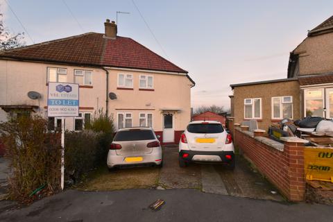 3 bedroom semi-detached house to rent, Wembley, HA0