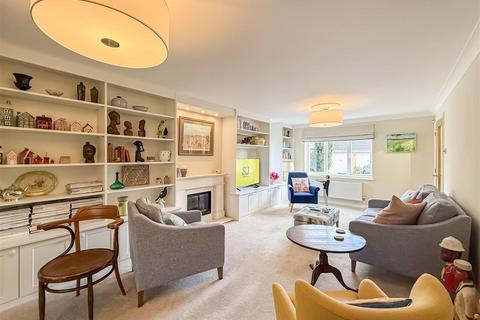 undefined, Bouvel Drive, Burnham-On-Crouch