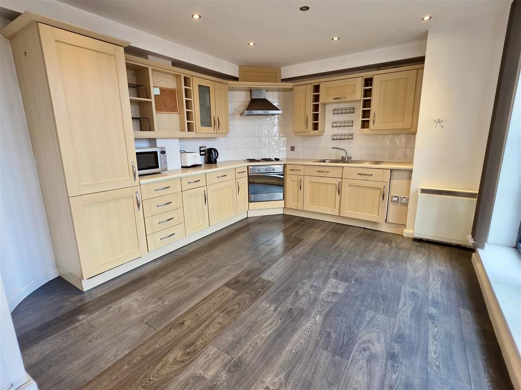 Kitchen/Dining