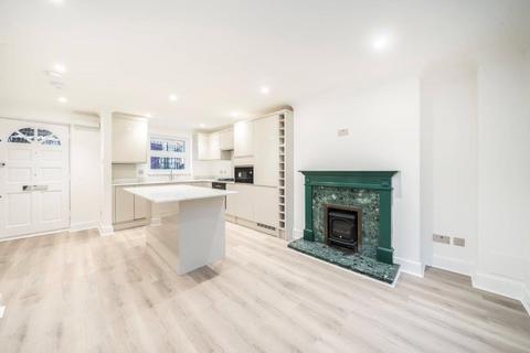 2 bedroom end of terrace house to rent, Harley Grove, Bow, London, E3
