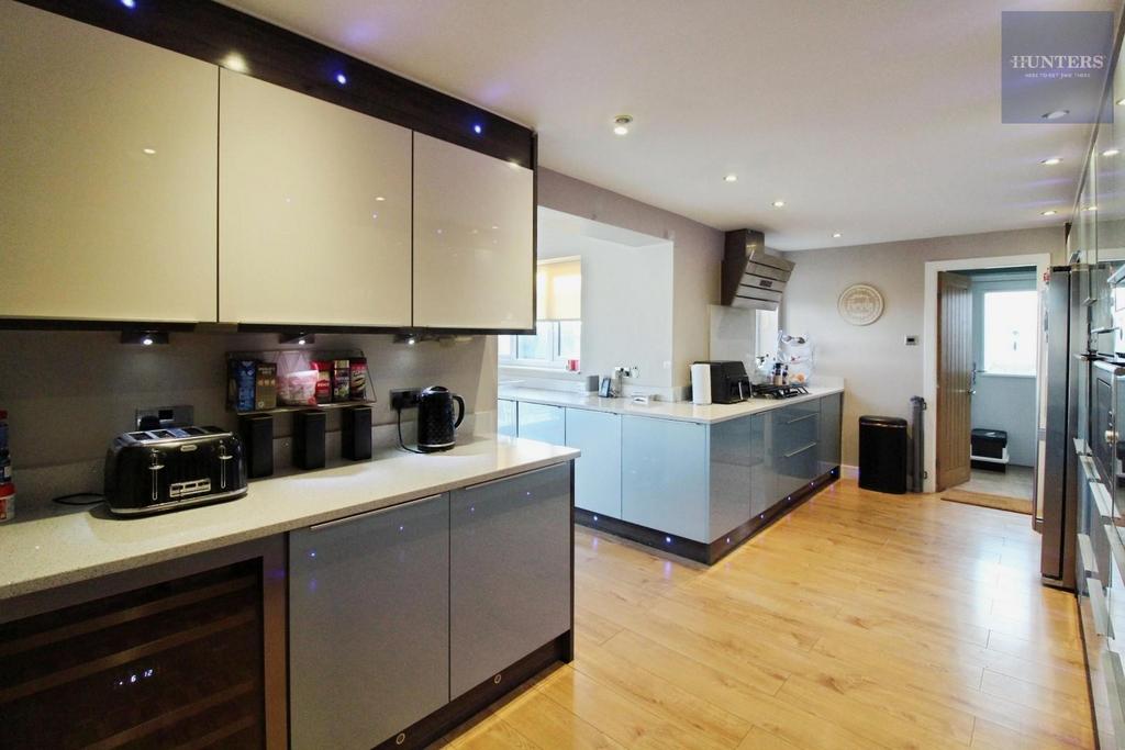 Kitchen diner