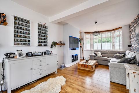 3 bedroom semi-detached house for sale, Bitterne Road East, Southampton SO18