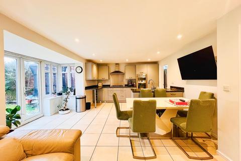4 bedroom detached house for sale, Camberwell Drive, Warrington