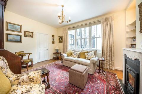 4 bedroom house to rent, Osten Mews, London SW7