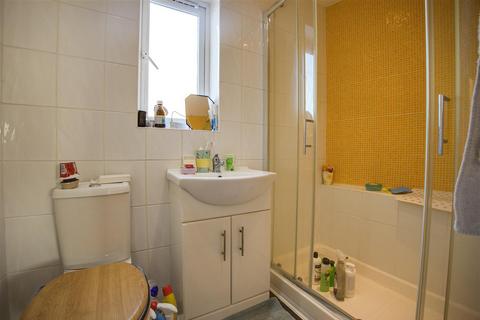 2 bedroom end of terrace house for sale, Napier Road, South Croydon