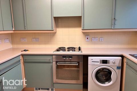 2 bedroom apartment to rent, Glebelands Close, LONDON