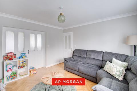 3 bedroom semi-detached house for sale, The Broadway, Stourbridge, West Midlands, DY8