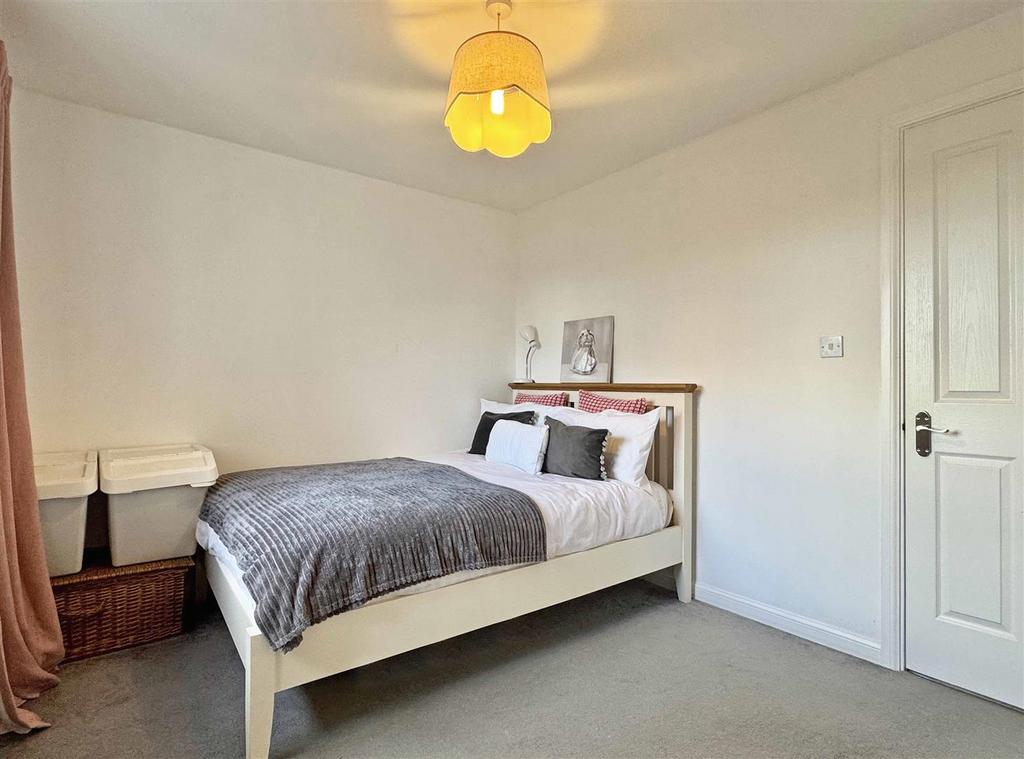 Bedroom 3.jpg