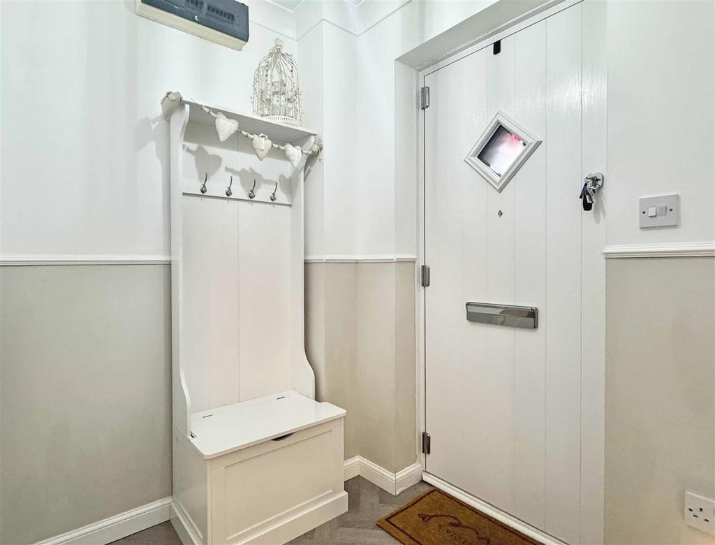 Hall.jpg