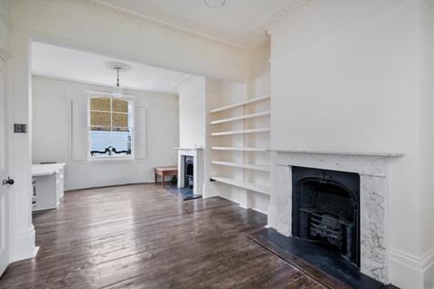 3 bedroom terraced house to rent, Arlington Avenue, London, N1