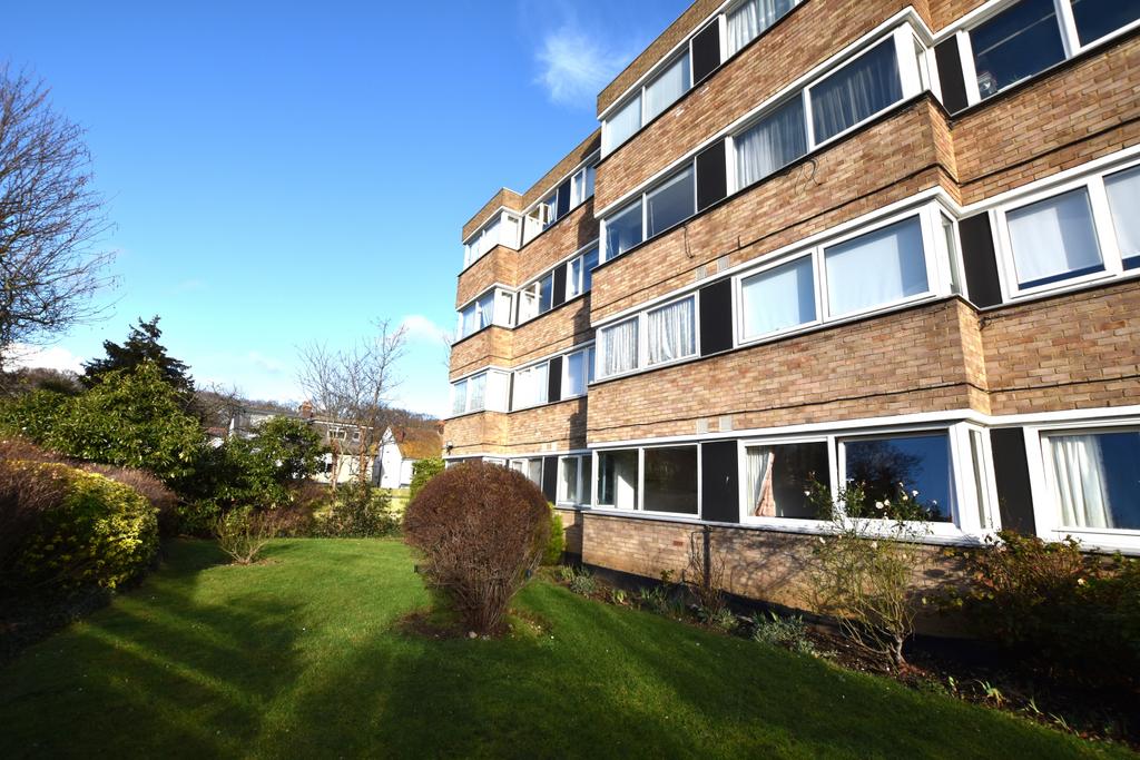 1 Bedroom  ground floor Flat for Sale
