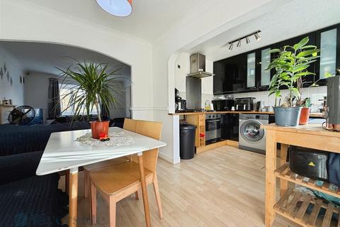 undefined, Pilots Way, Hull HU9