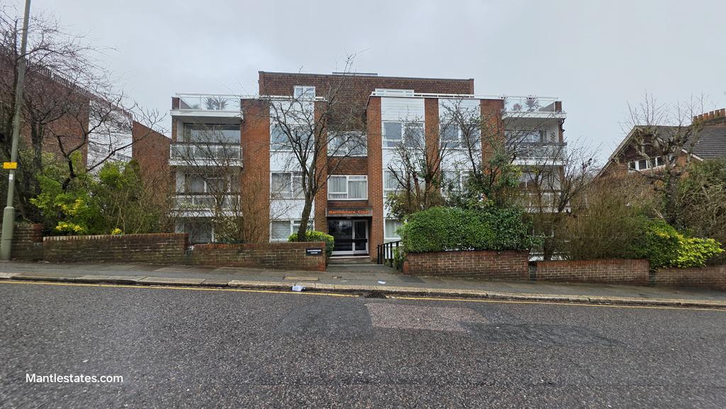 1 bed flat to rent Manor Road, Barnet EN5