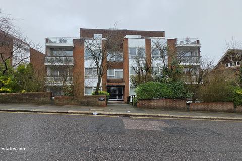 1 bedroom flat to rent, Baronsmere Court, Manor Road, High Barnet EN5