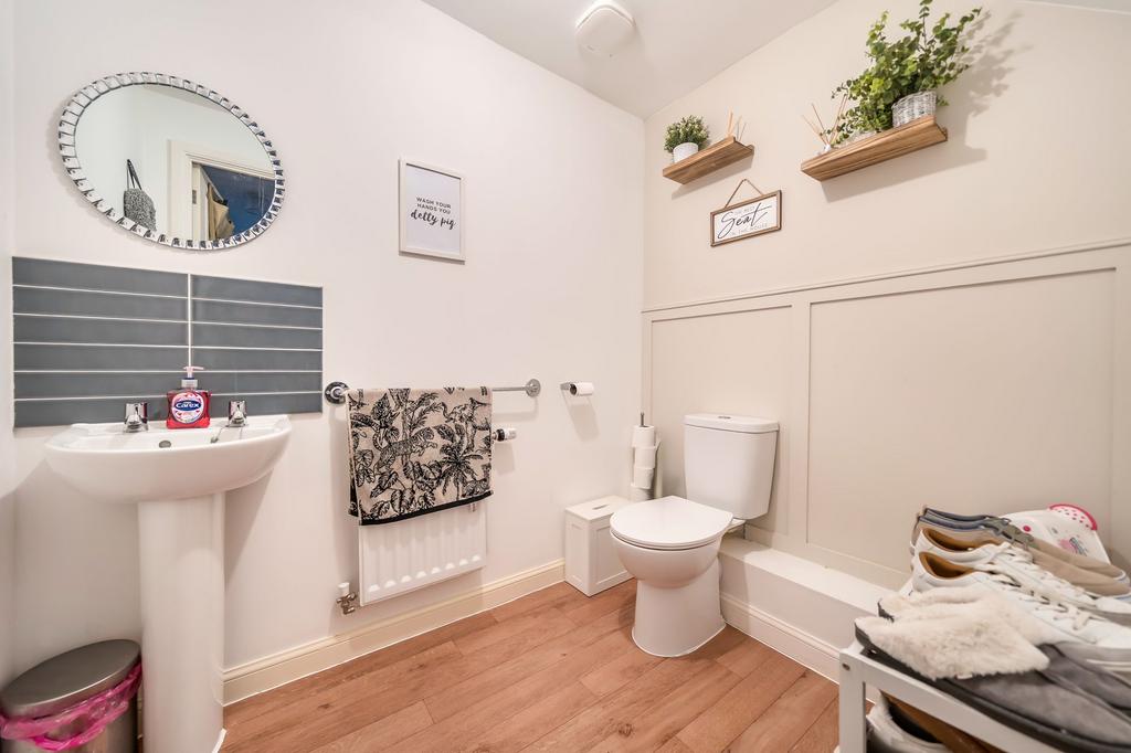 Ground floor WC