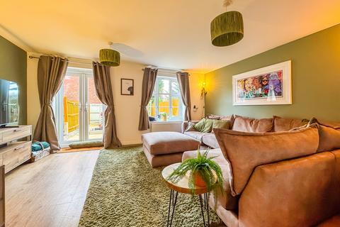 3 bedroom terraced house for sale, Wintergreen Road, Red Lodge, Bury St. Edmunds, Suffolk
