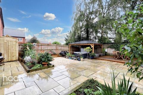 4 bedroom detached house for sale, Station Close, Drakelow, Burton-on-Trent