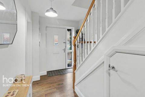 4 bedroom detached house for sale, Station Close, Drakelow, Burton-on-Trent