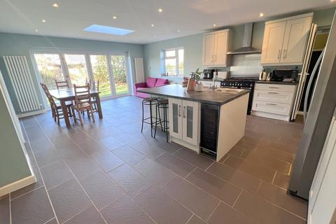 4 bedroom detached bungalow for sale, Dorset Avenue, Ferndown, BH22