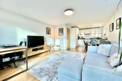 2 bedroom apartment for sale, Gambit Avenue, Oakgrove, Milton Keynes, MK10