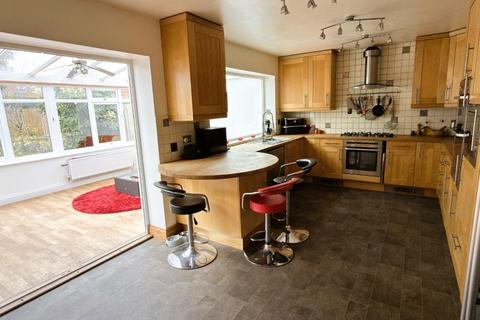 5 bedroom detached house for sale, Denmark Avenue, Reading RG5