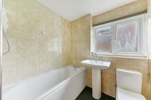 2 bedroom apartment to rent, Kipling Drive, London SW19