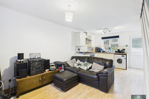 1 bedroom end of terrace house for sale, Hollingbourne Crescent, Crawley RH11