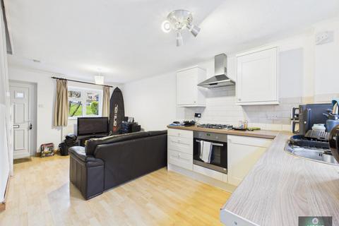 1 bedroom end of terrace house for sale, Hollingbourne Crescent, Crawley RH11