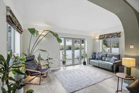 undefined, Military Road, Folkestone CT20